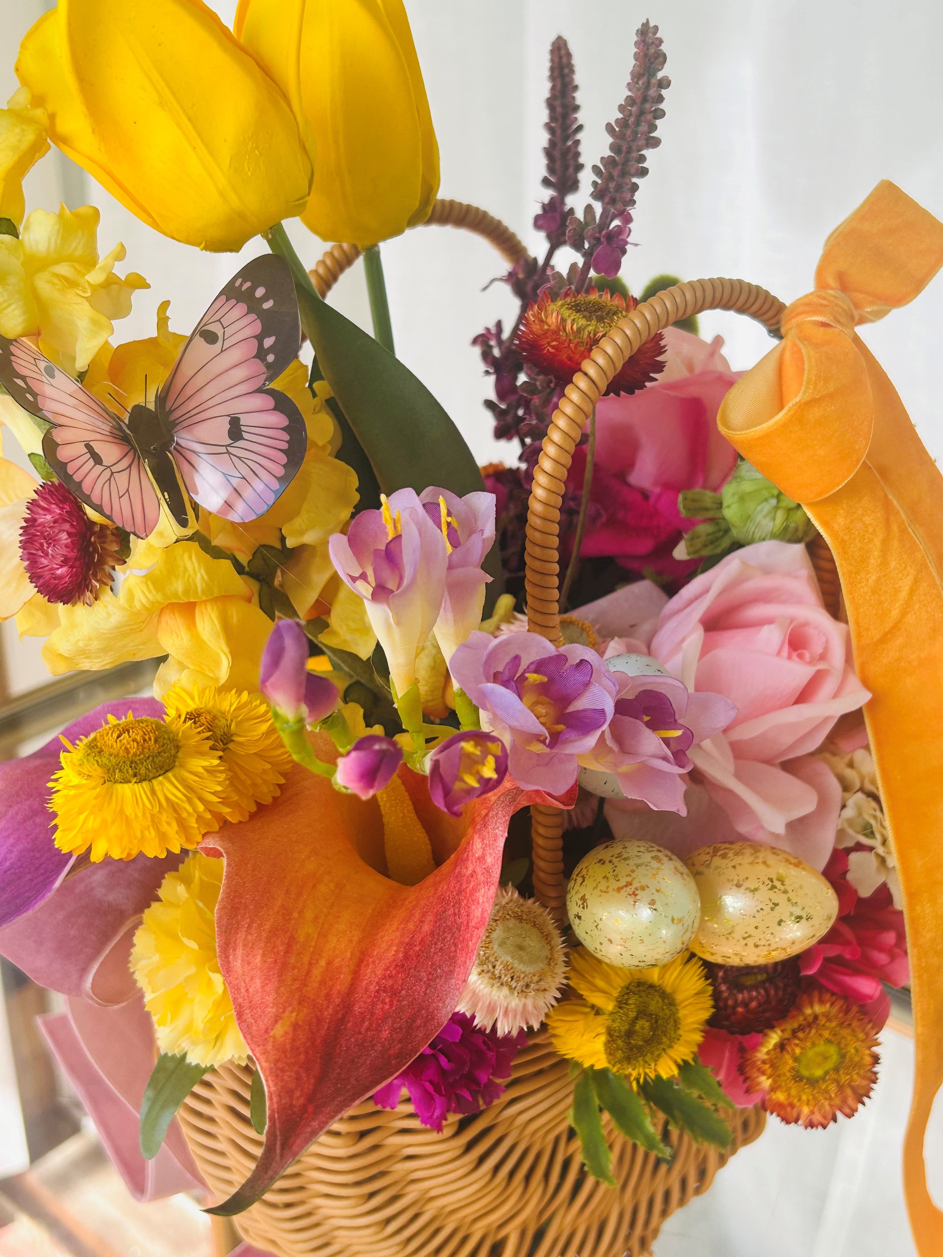 Easter arrangement - Basket