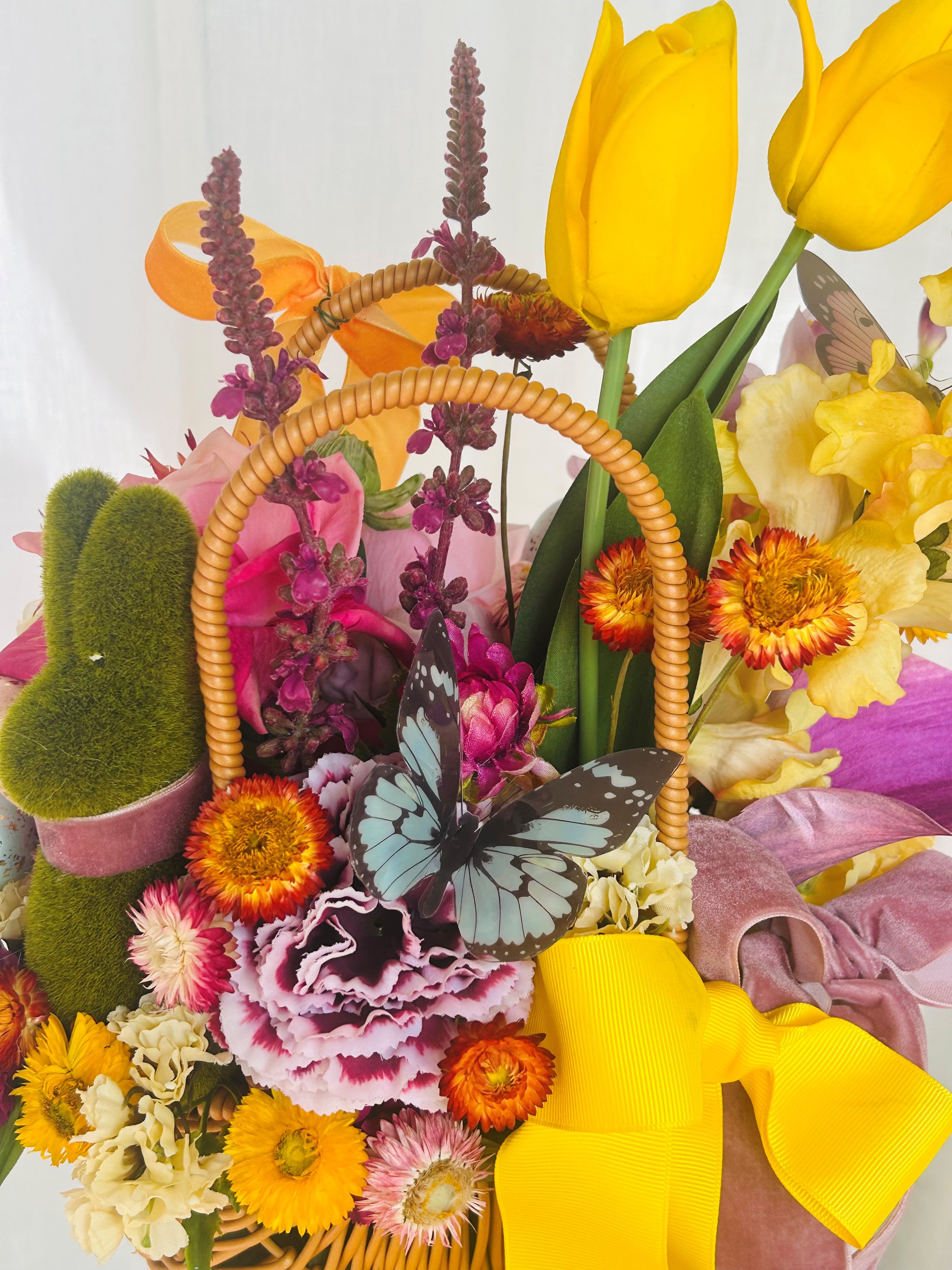 Easter arrangement - Basket